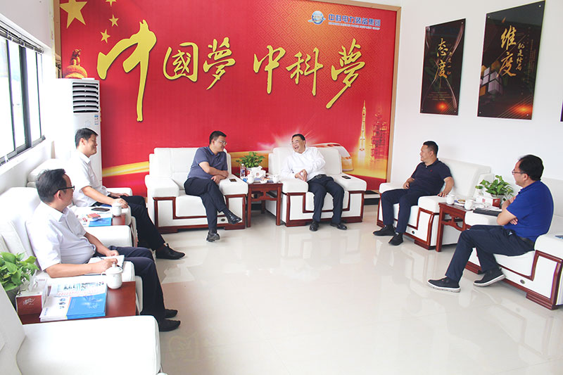 獨山縣、經開區領導到公司調研